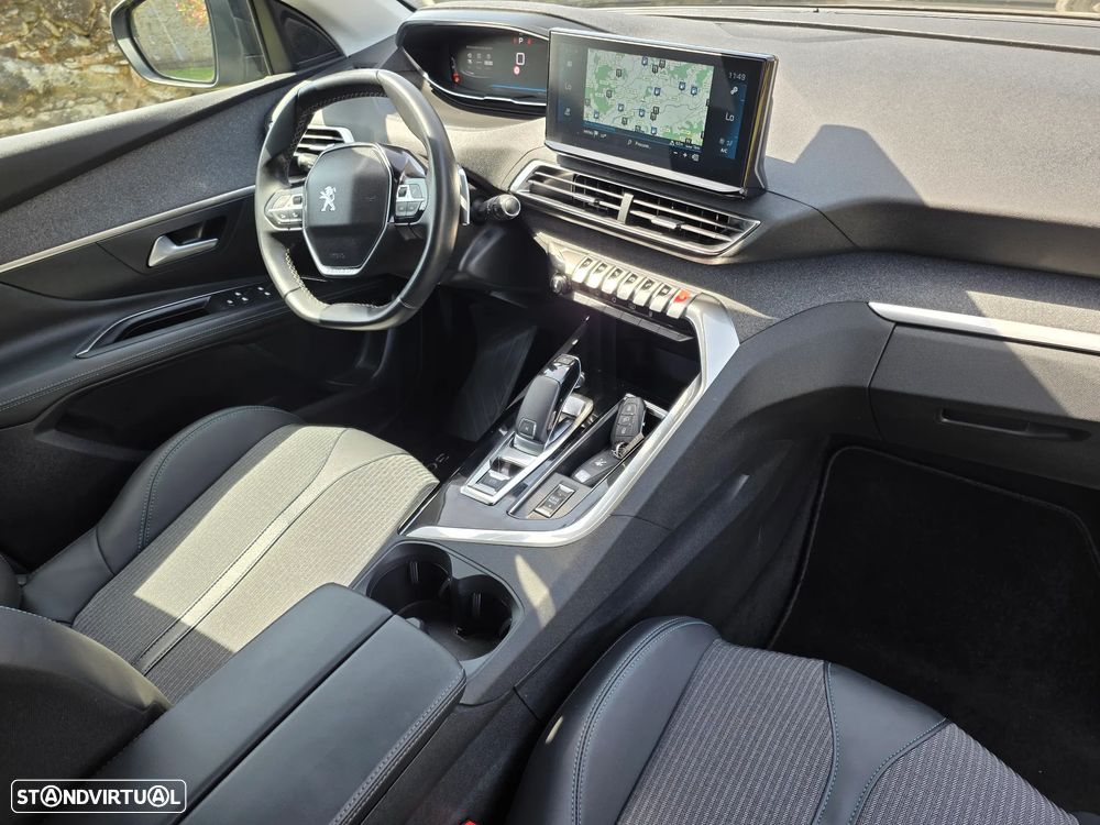 Peugeot 3008 1.2 PureTech Allure Pack EAT8 - 4