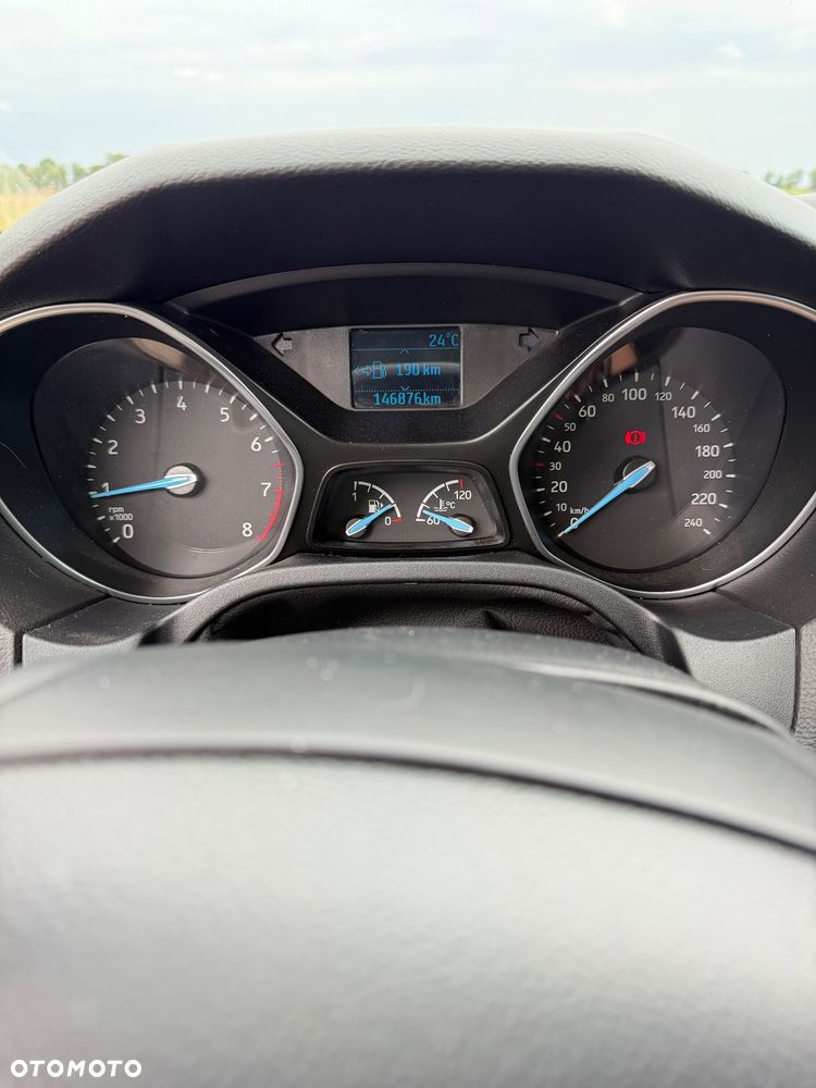 Ford Focus 1.6 Edition - 6