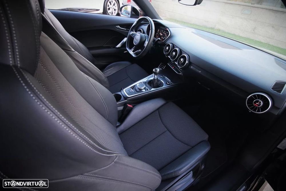 Audi TT Coupé 2.0 TDI S-line - 29