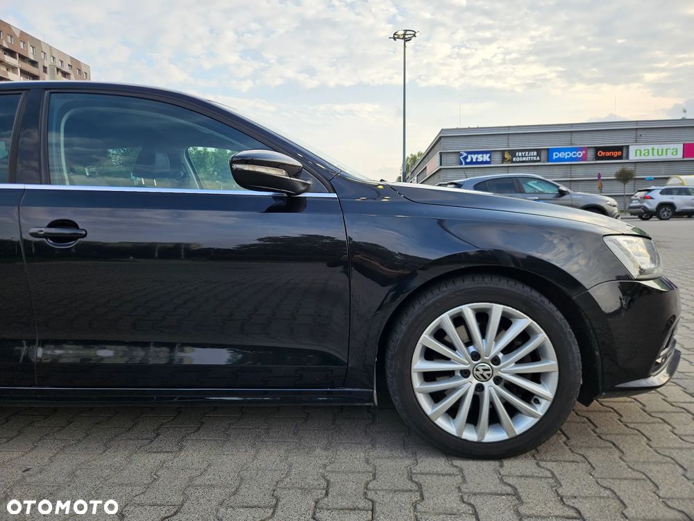 Volkswagen Jetta 1.4 TSI BMT Highline - 14