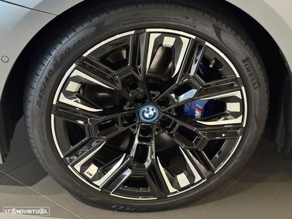 BMW i5 M60 xDrive Pack Desportivo M Pro - 20