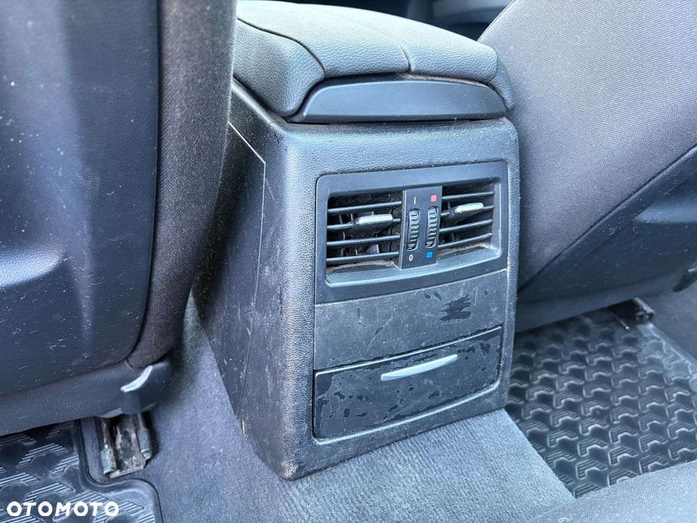 BMW Seria 3 320d DPF Blue Performance Edition Fleet Exclusive - 20