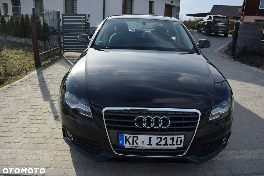 Audi A4 Limousine - 7