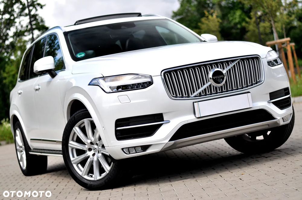 Volvo XC 90 D5 AWD Geartronic Inscription - 4