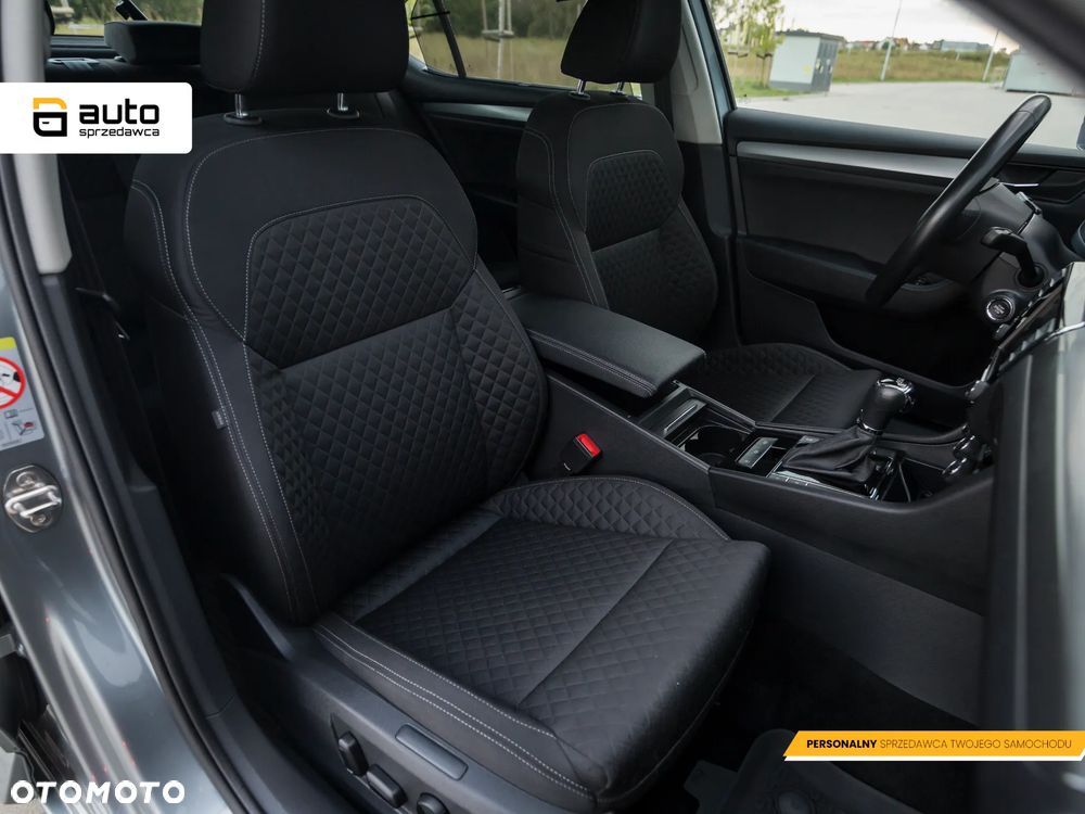 Skoda Superb 2.0 TDI Style DSG - 28