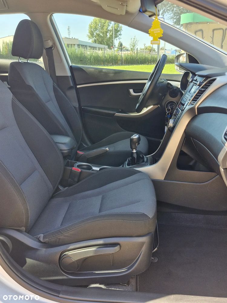Hyundai i30 i30cw 1.6 CRDi Trend - 20