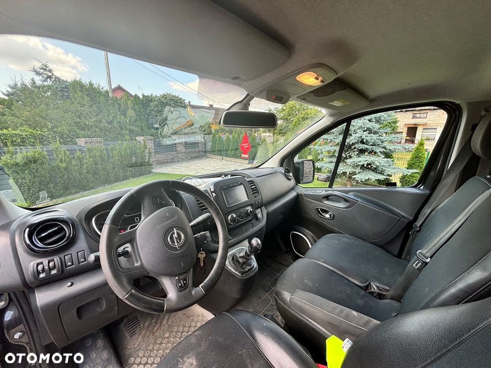 Opel Vivaro - 9