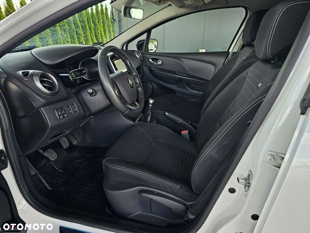 Renault Clio - 14