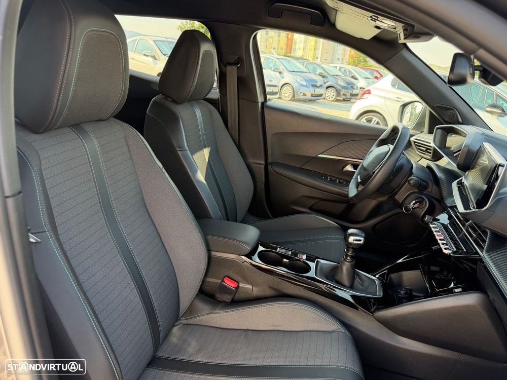 Peugeot 2008 PureTech 100 Allure - 12