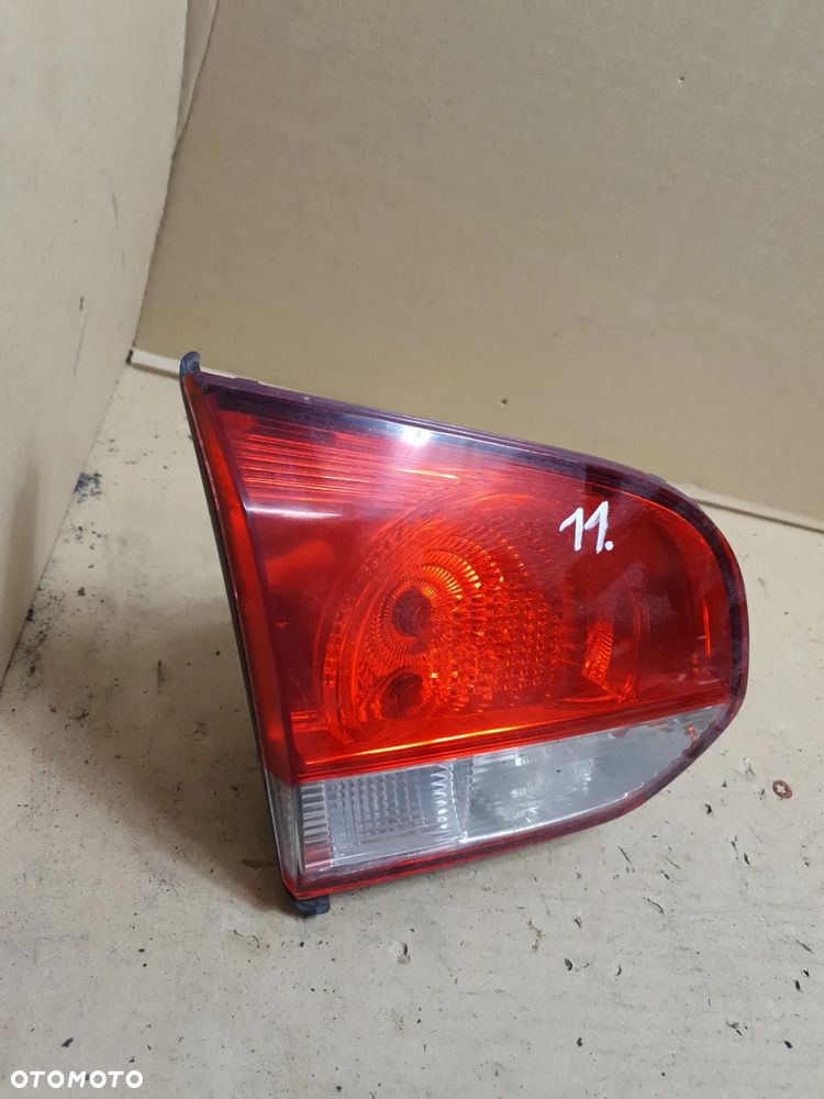 LAMPA LEWA W KLAPE VOLKSWAGEN GOLF VI 6 - 3