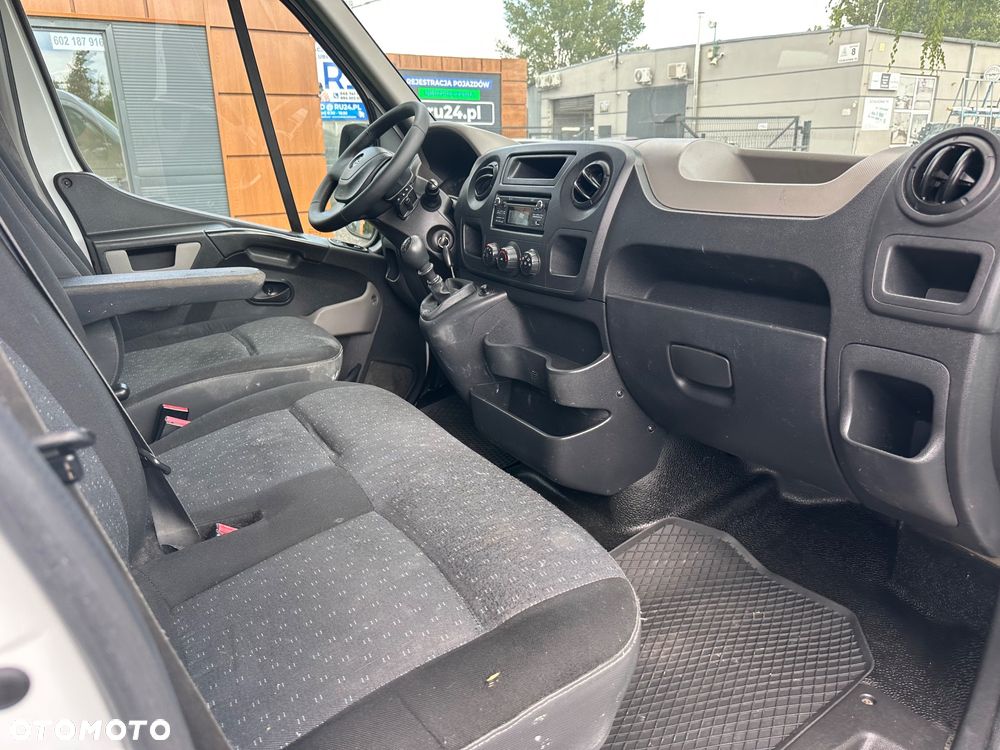 Opel Movano 2.3 dci 2012r L1H1 klima - 17