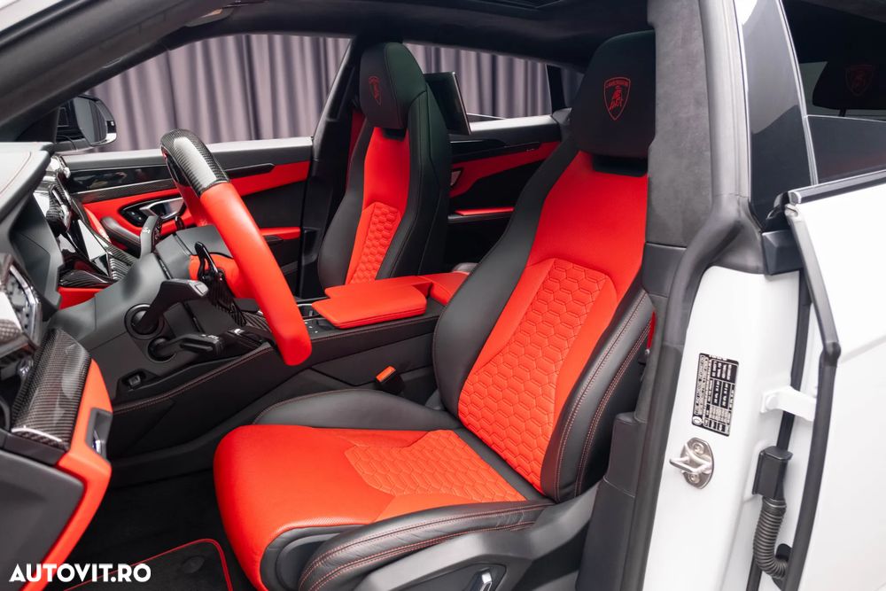 Lamborghini URUS - 2