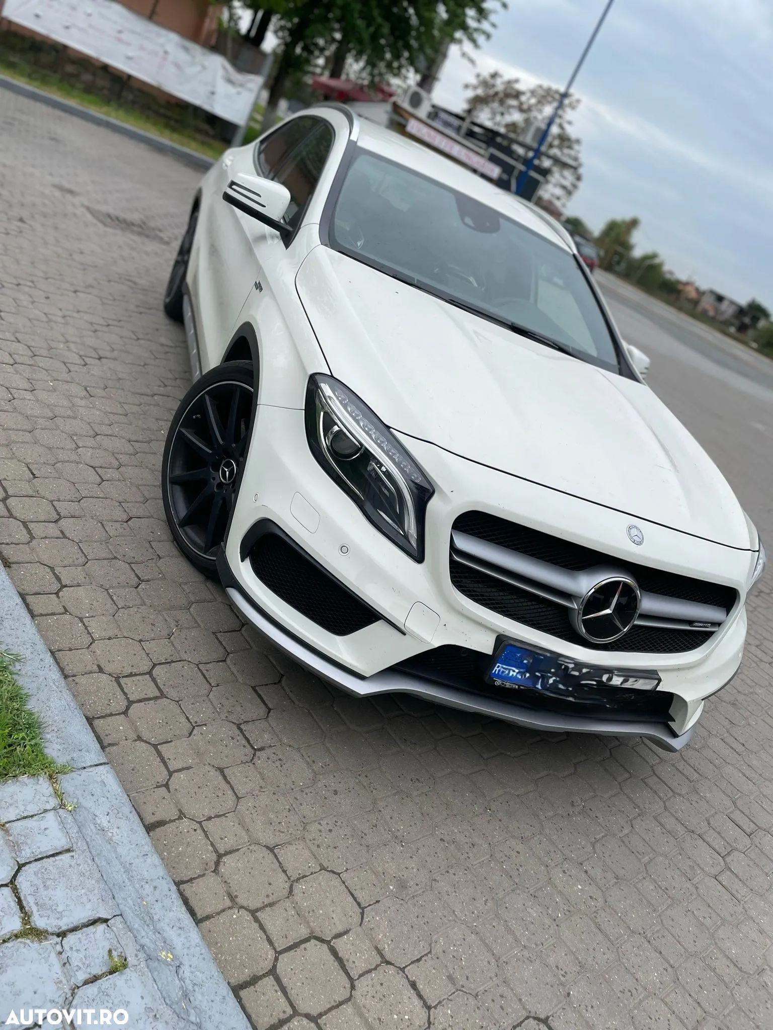 Mercedes-Benz GLA 45 AMG 4MATIC Aut. - 1