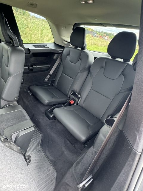 Volvo XC 90 - 30