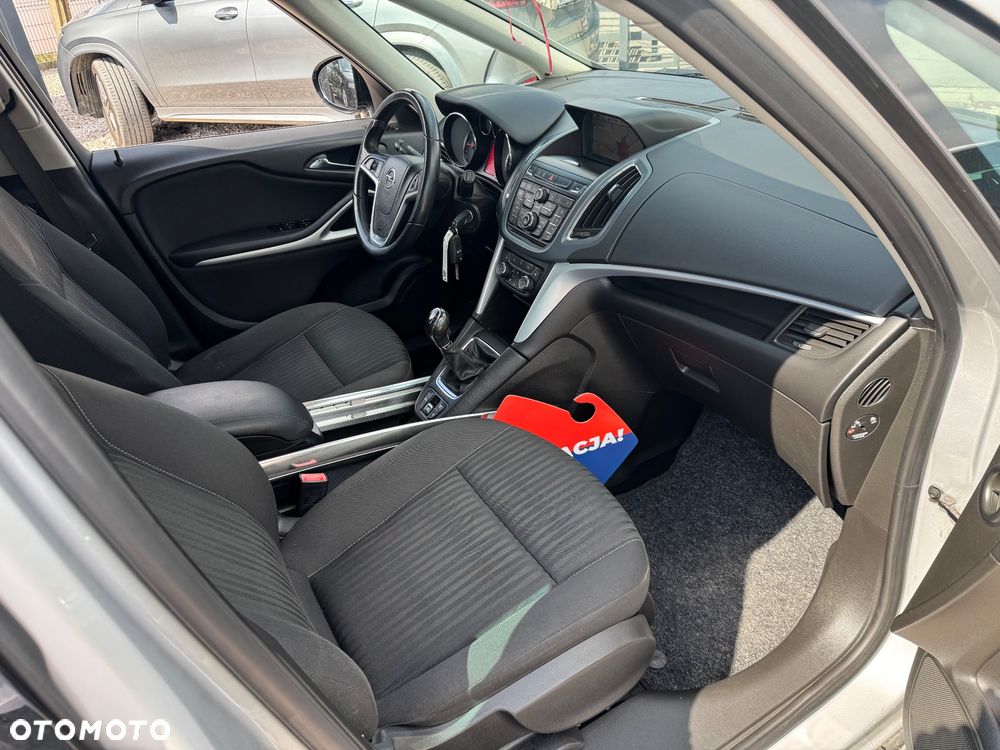 Opel Zafira - 8