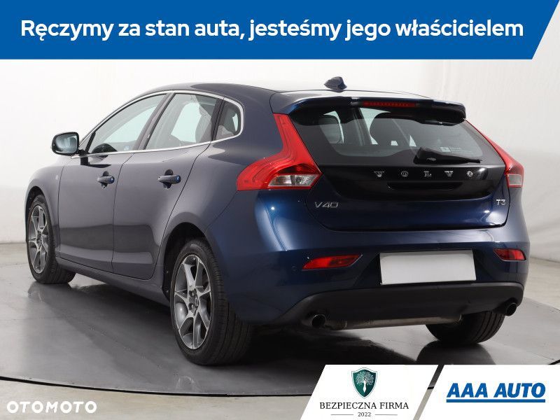 Volvo V40 - 6