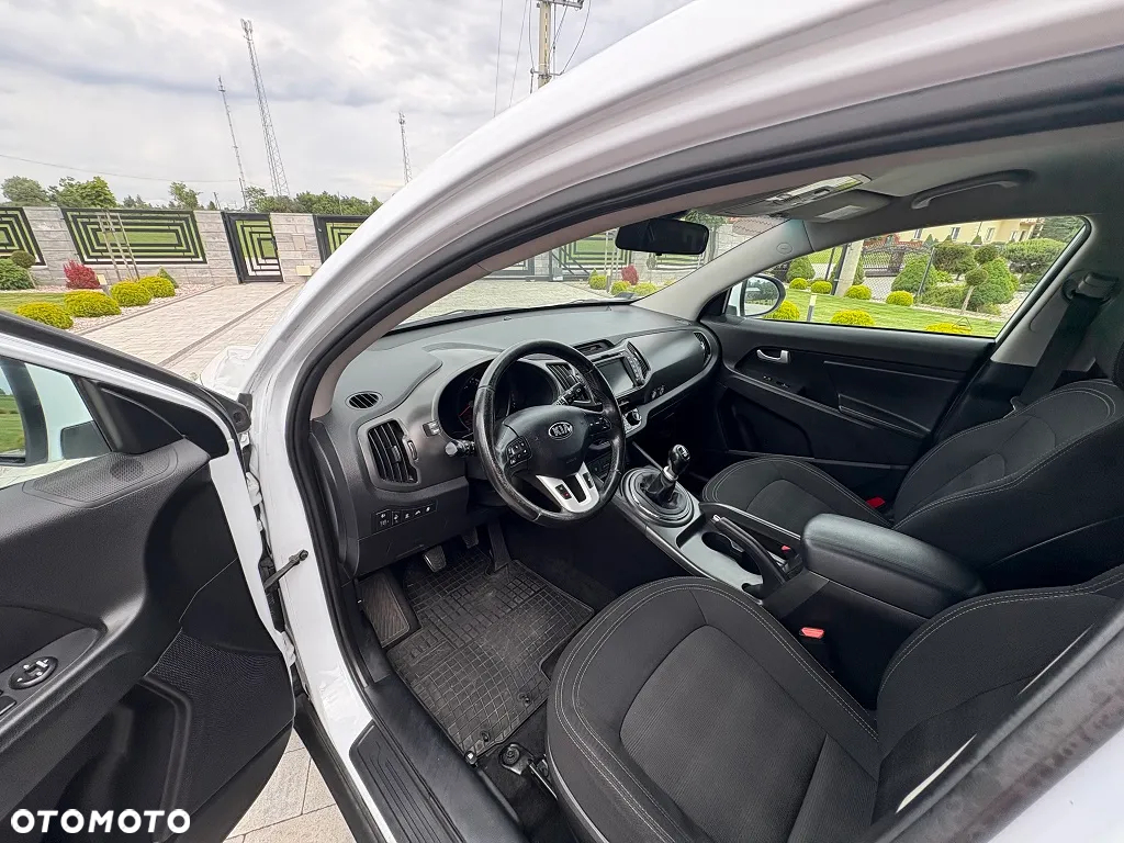 Kia Sportage 2.0 CRDI S - 9