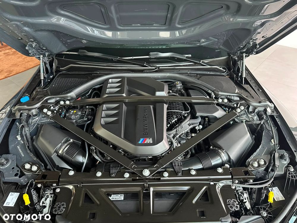 BMW M3 Competition M xDrive - 31