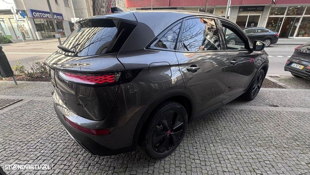 DS DS7 Crossback 1.5 BlueHDi Performance Line EAT8 - 6