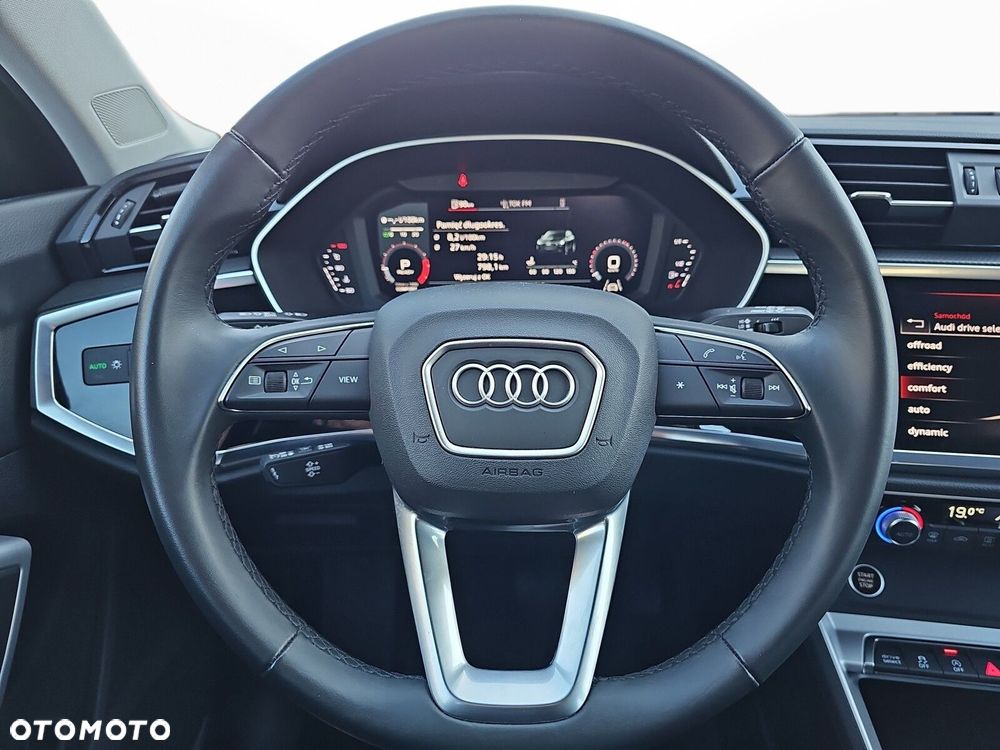 Audi Q3 Sportback - 12