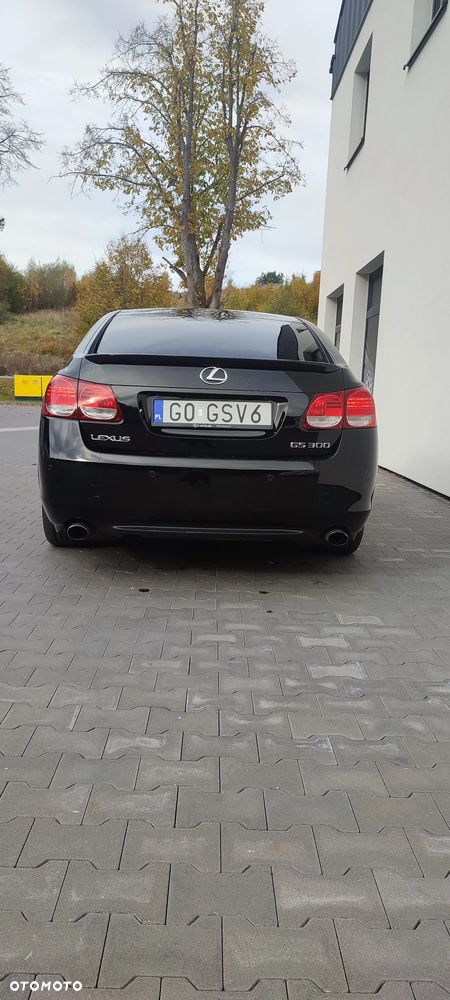 Lexus GS - 4