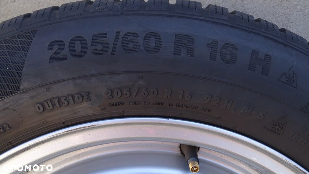 AUDI A4 B9 8W0 E7Jx16H2 5x112 ET35 - felga oryginał - 4