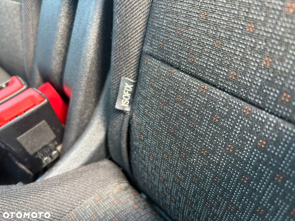 Ford Galaxy - 22