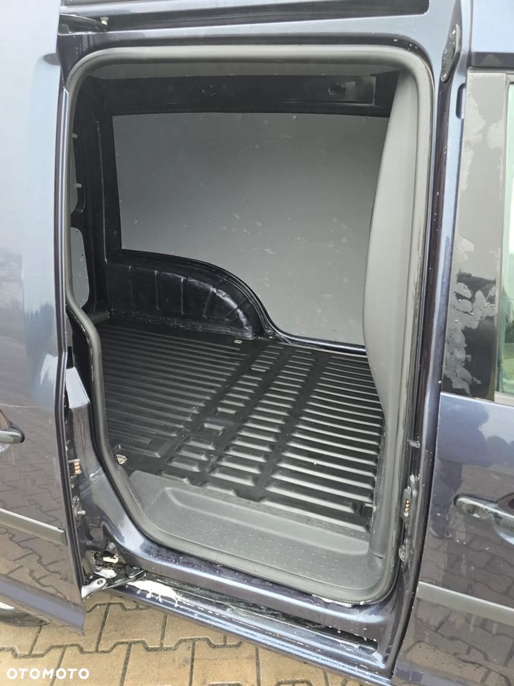 Volkswagen Caddy - 17