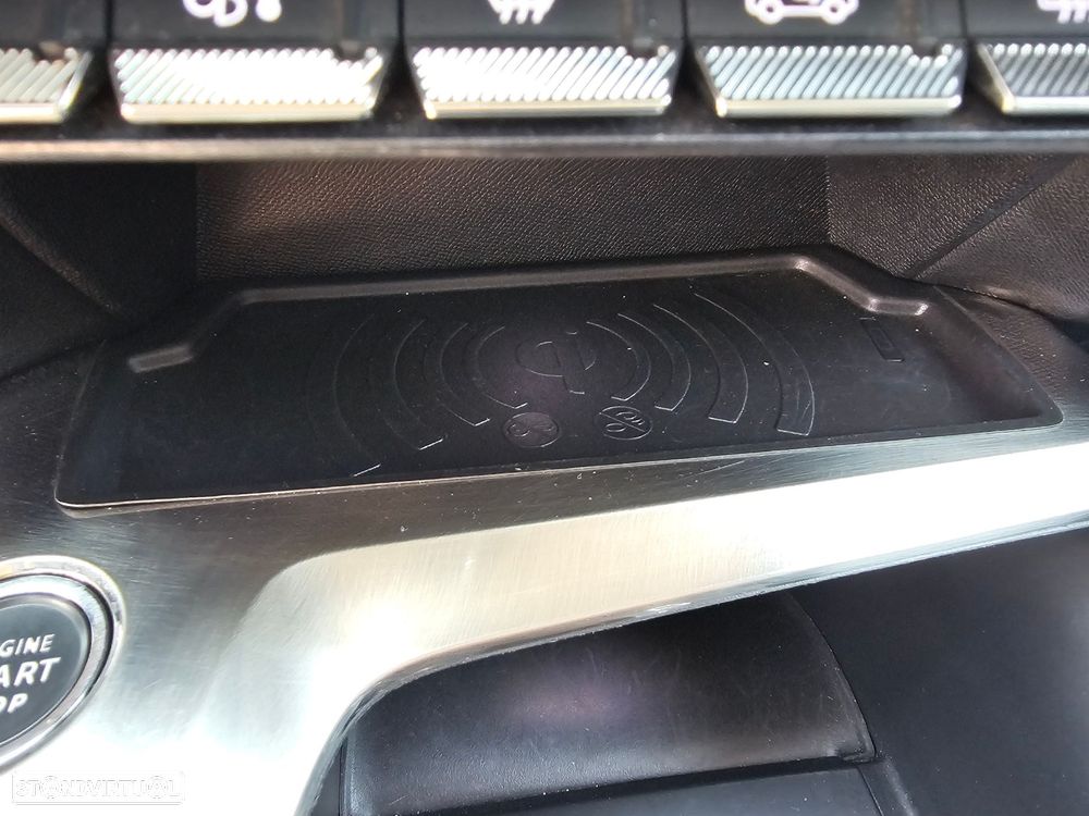 Peugeot 308 1.2 PureTech Allure - 28