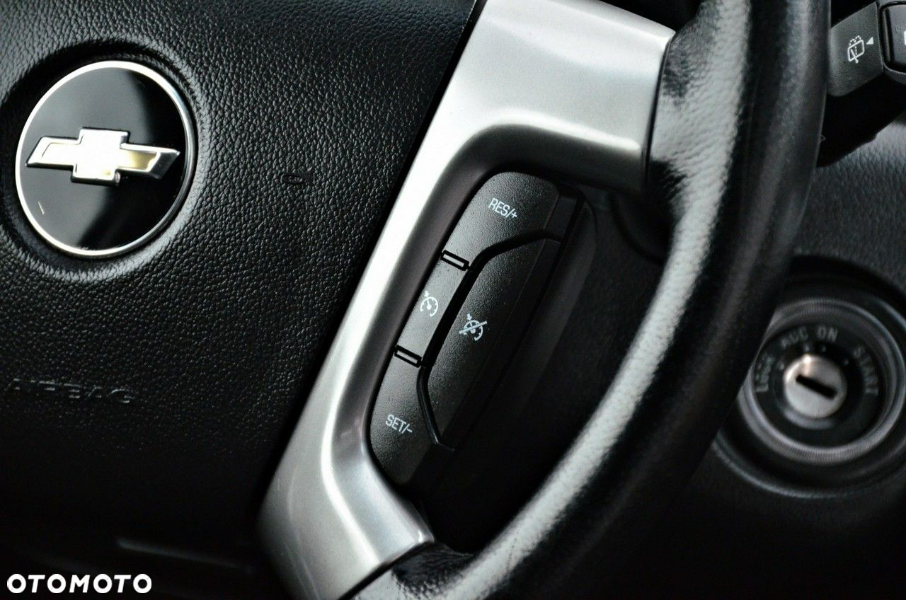 Chevrolet Captiva - 26