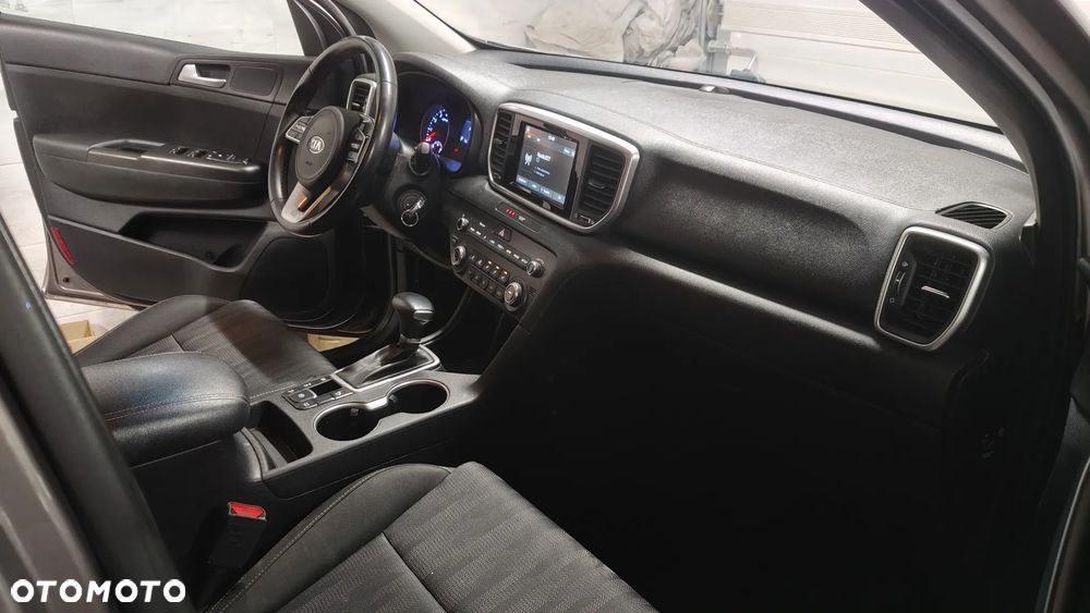 Kia Sportage 1.6 T-GDI M 4WD DCT - 16