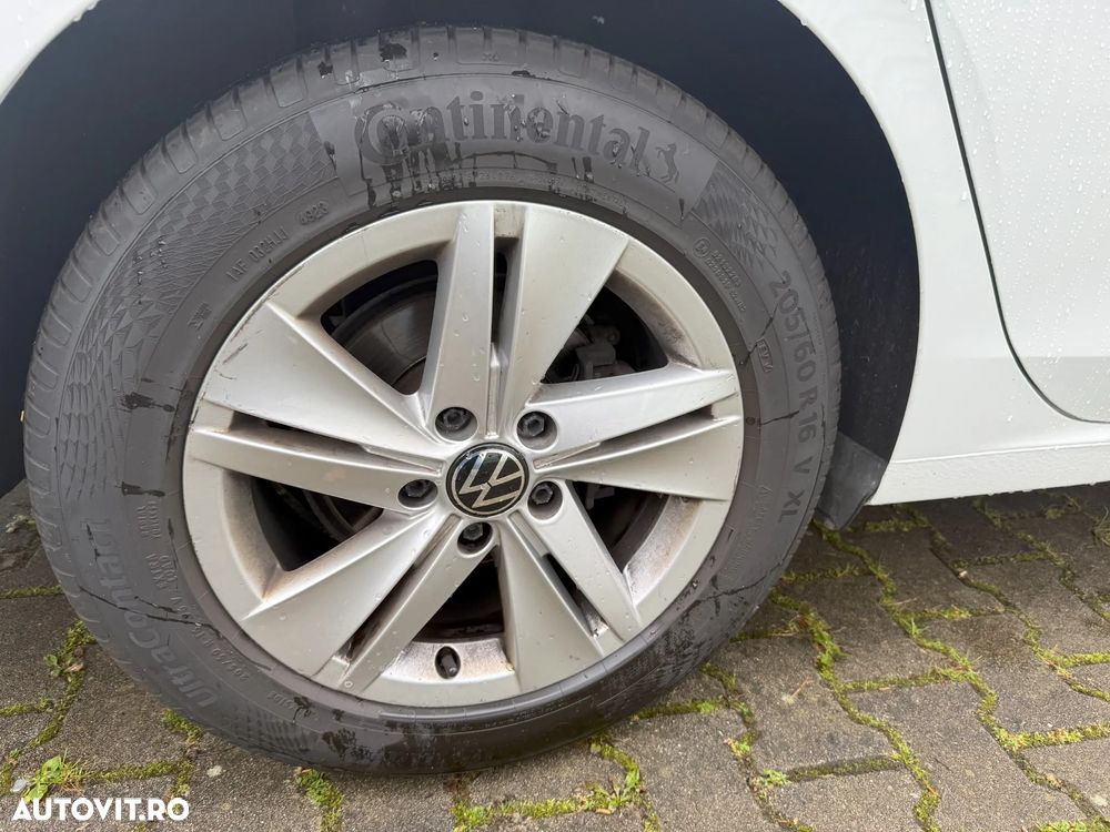 Volkswagen Golf Variant 2.0 TDI DSG Life - 17