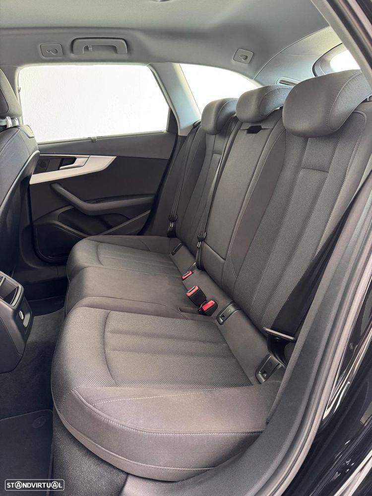 Audi A4 Avant 2.0 TDI Advance S tronic - 14