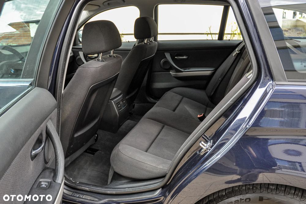 BMW Seria 3 - 8