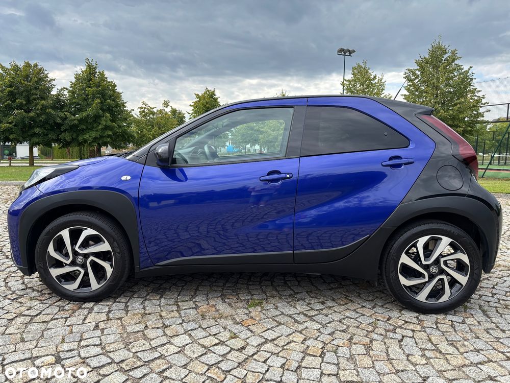 Toyota Aygo X Business Edition - 4