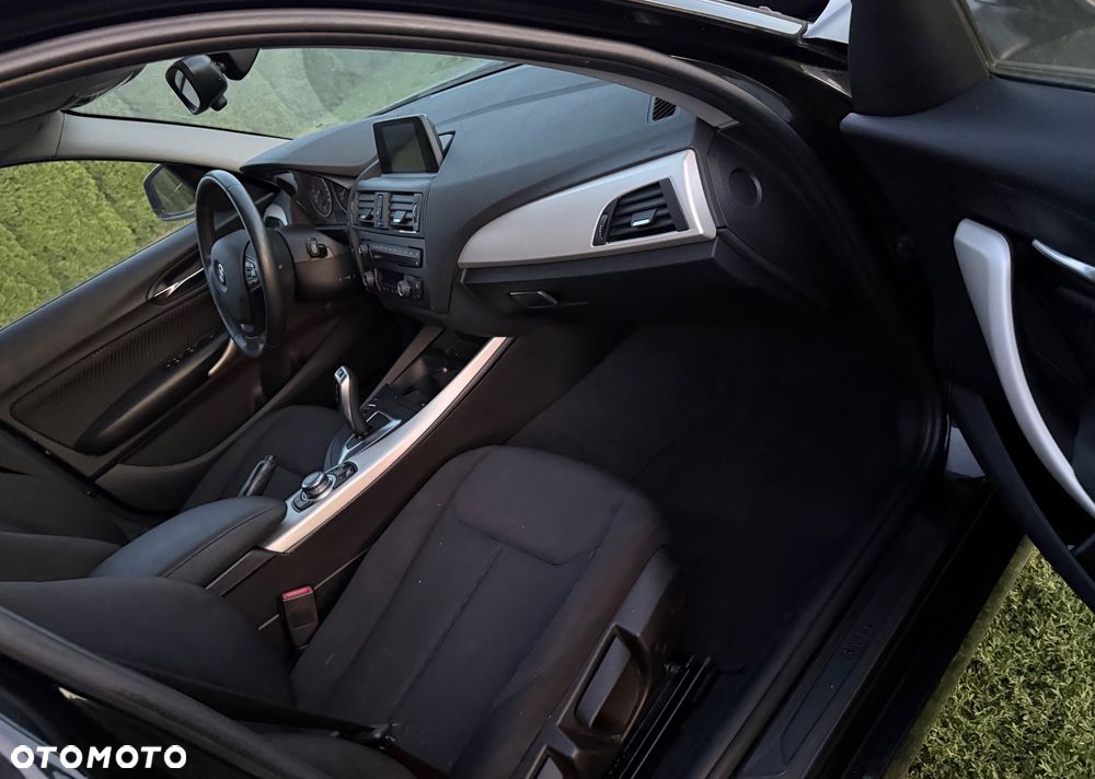 BMW Seria 1 116i - 12
