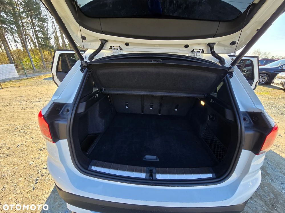BMW X1 xDrive25i GPF xLine - 23