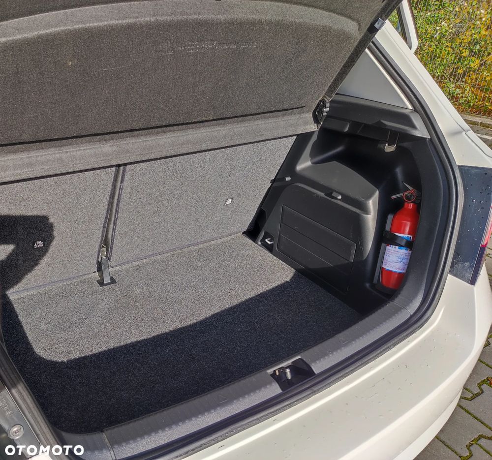 Skoda Fabia 1.2 TSI Active - 8