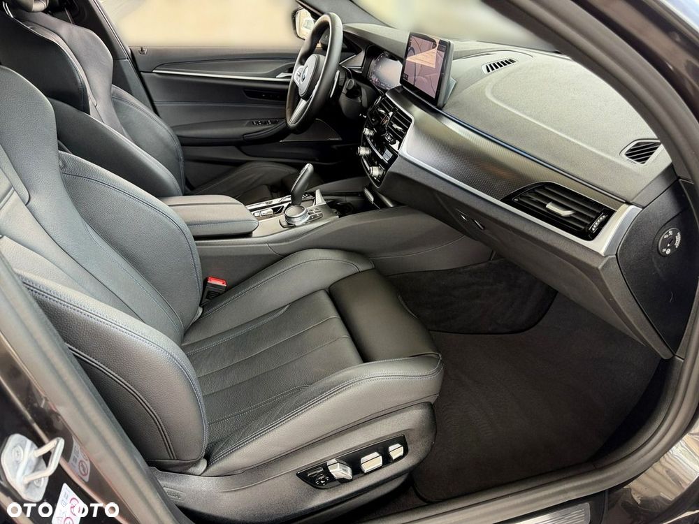 BMW Seria 5 - 24
