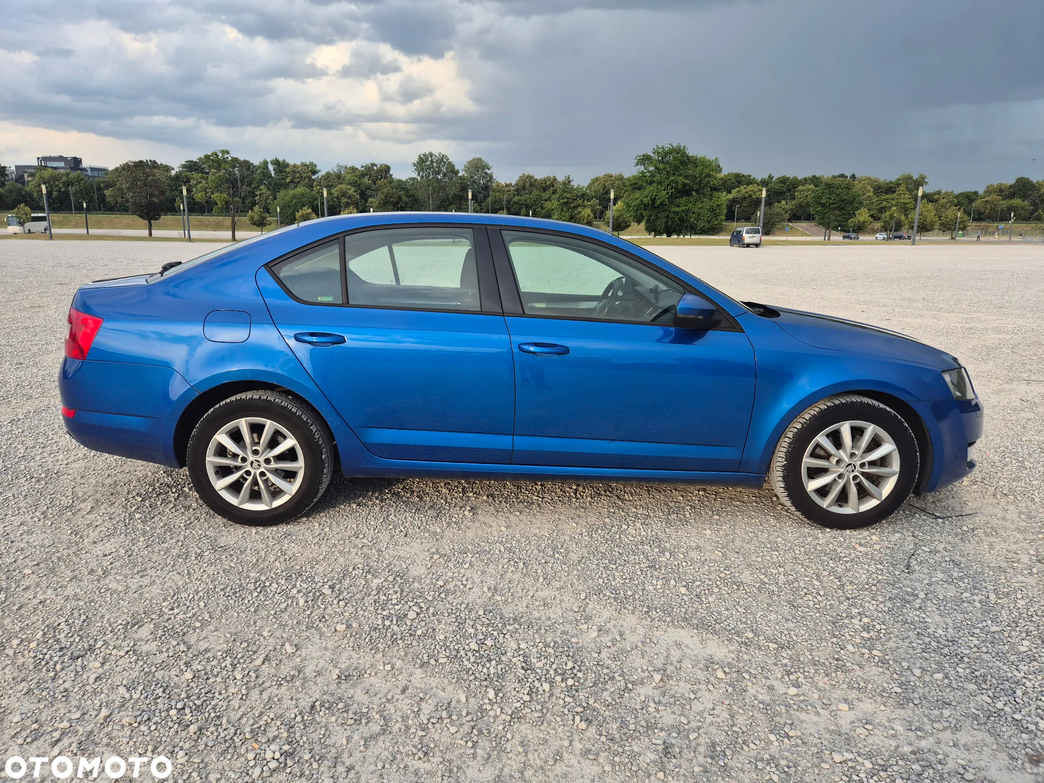 Skoda Octavia 2.0 TDI Style - 8