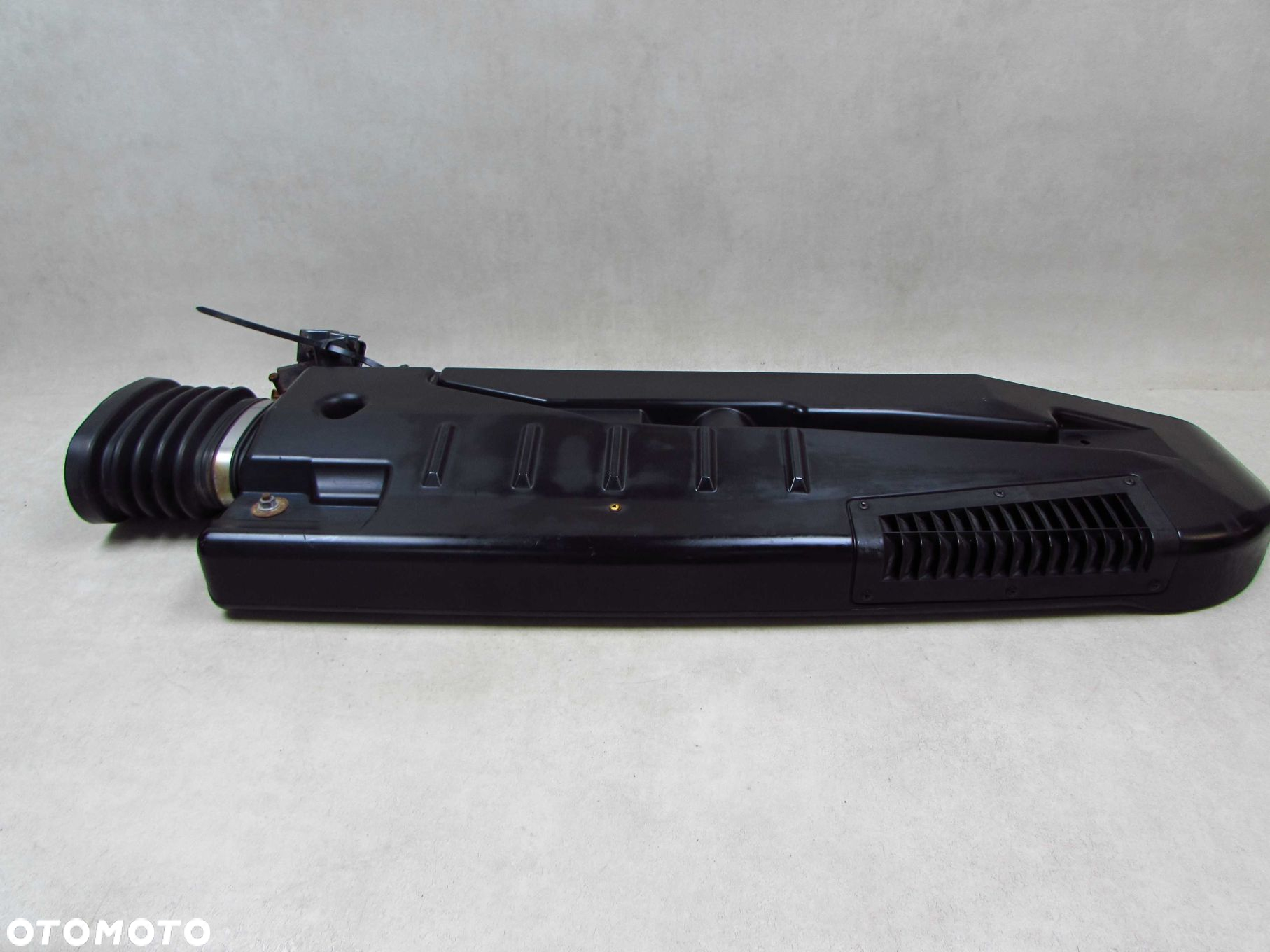 ISUZU N75 NPR NQR 5.2 07-18 DOLOT LAPACZ POWIETRZA 898061757 - 2