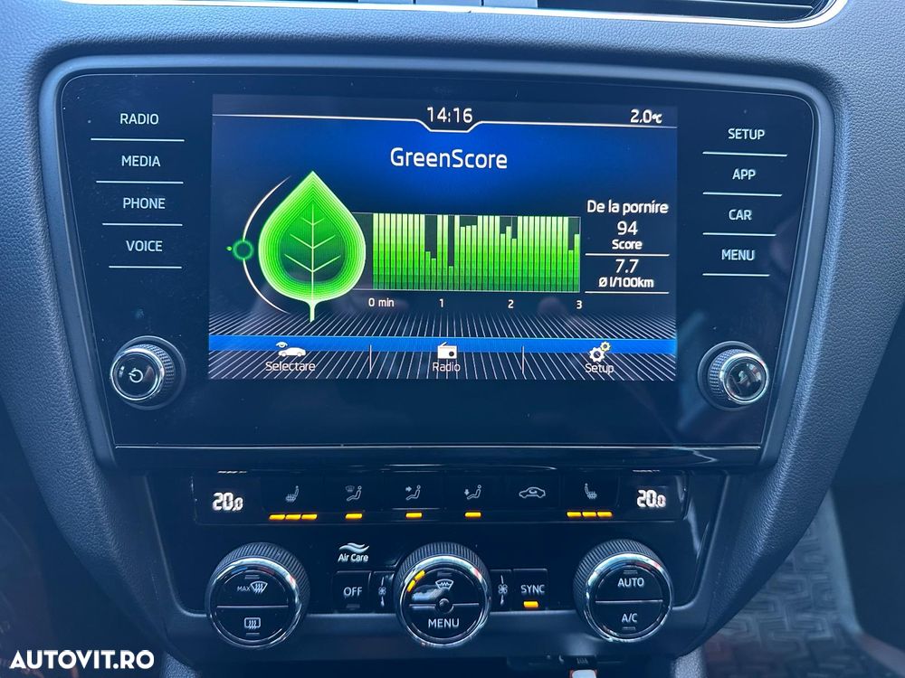 Skoda Octavia 2.0 TDI DSG Ambition - 34