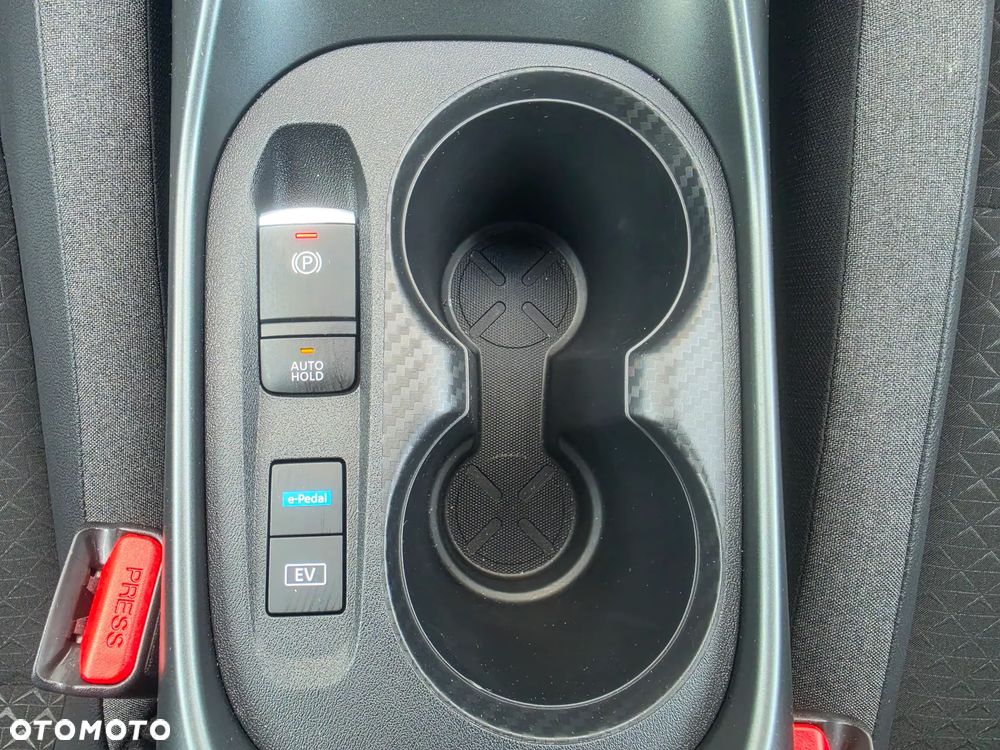 Nissan Juke 1.6 Hybrid N-Connecta AMT - 12