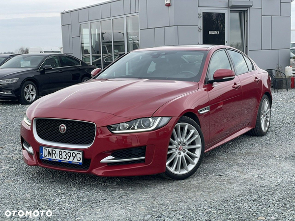 Jaguar XE 2.0 D R-Sport