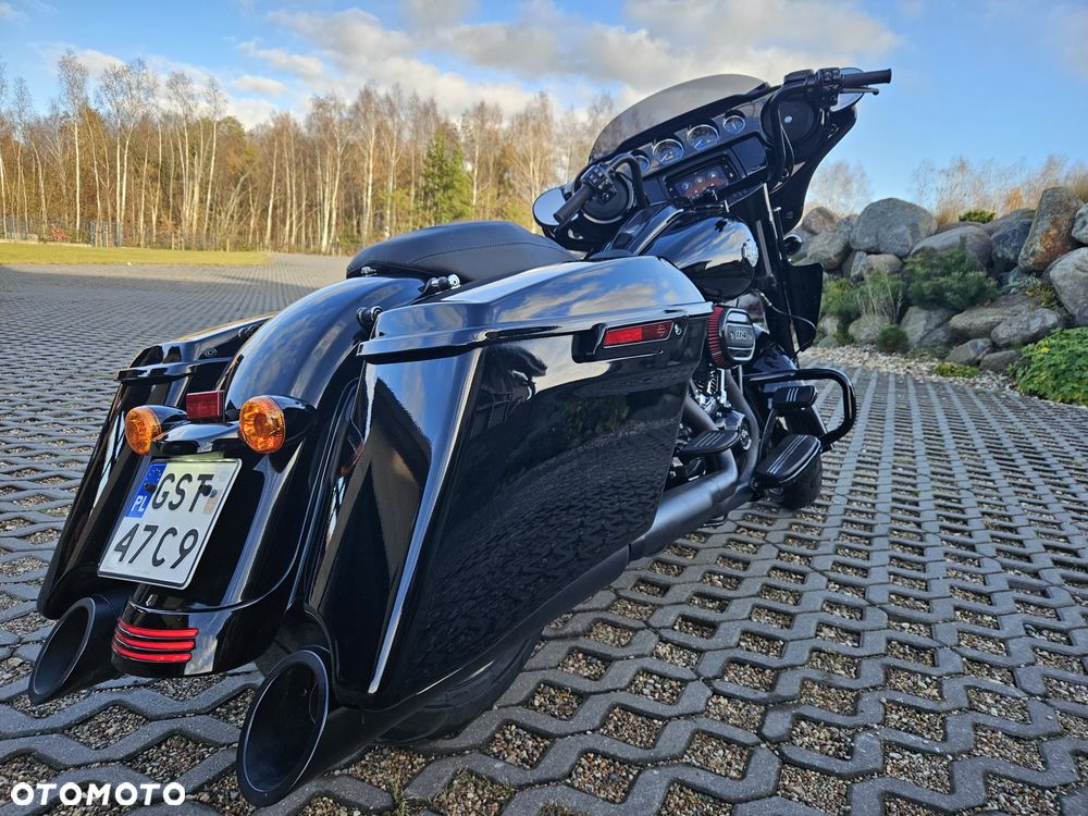 Harley-Davidson Touring Street Glide - 7