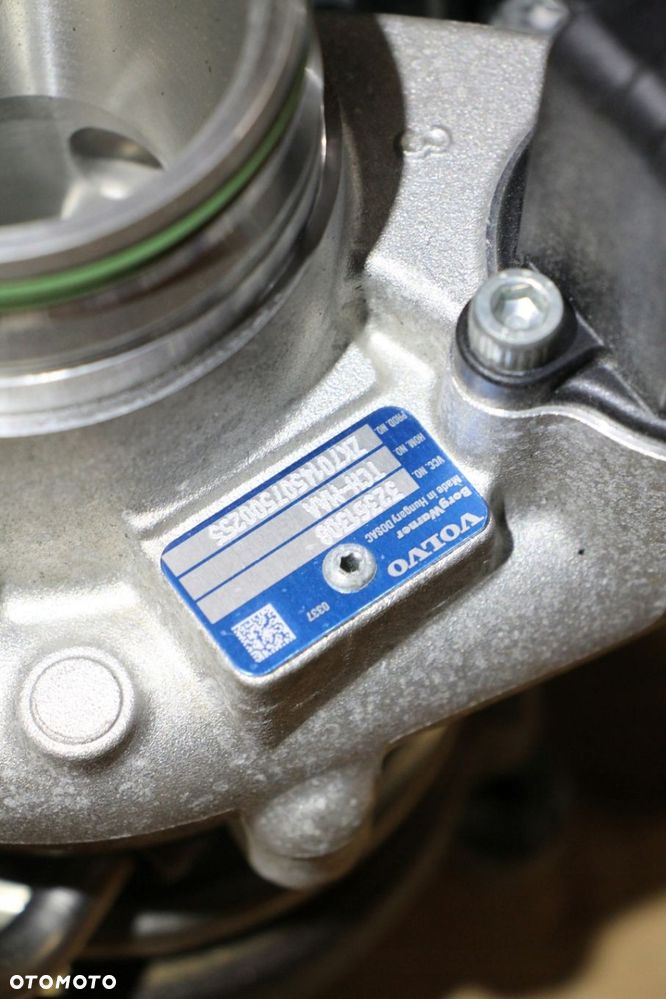 VOLVO XC40 B4 B5 MILD HYBRID TURBOSPRĘŻARKA TURBINA 32361308, 36012989 - 2