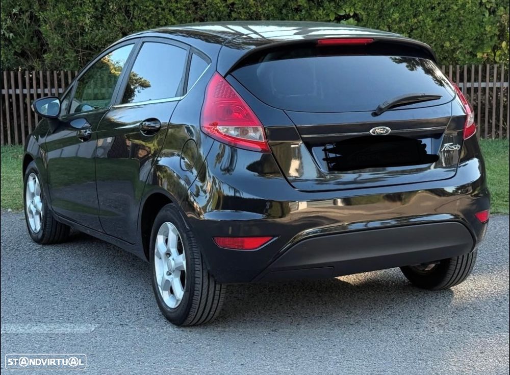 Ford Fiesta 1.6 TDCI Titanium - 2