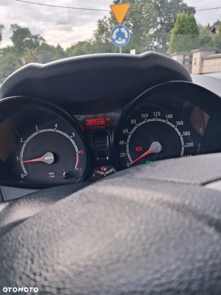 Ford Fiesta - 18