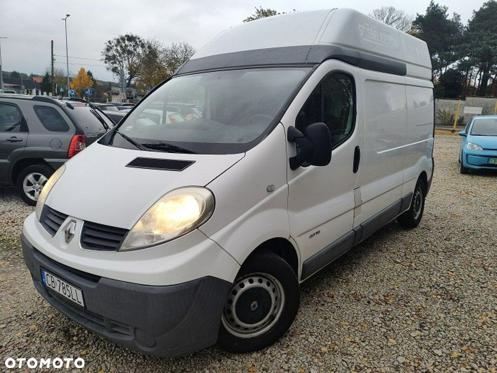 Renault Trafic - 1