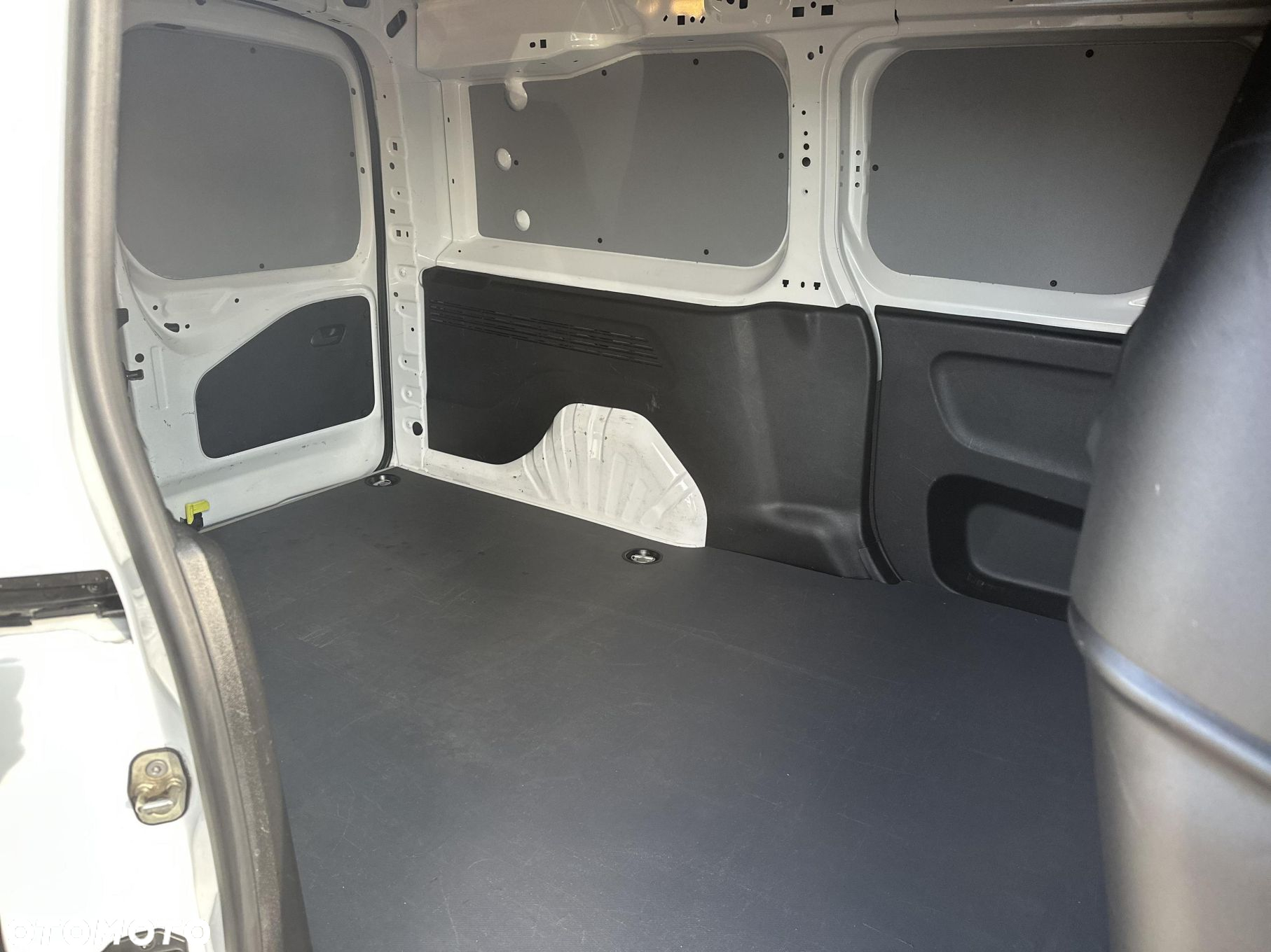 Toyota PROACE CITY - 15